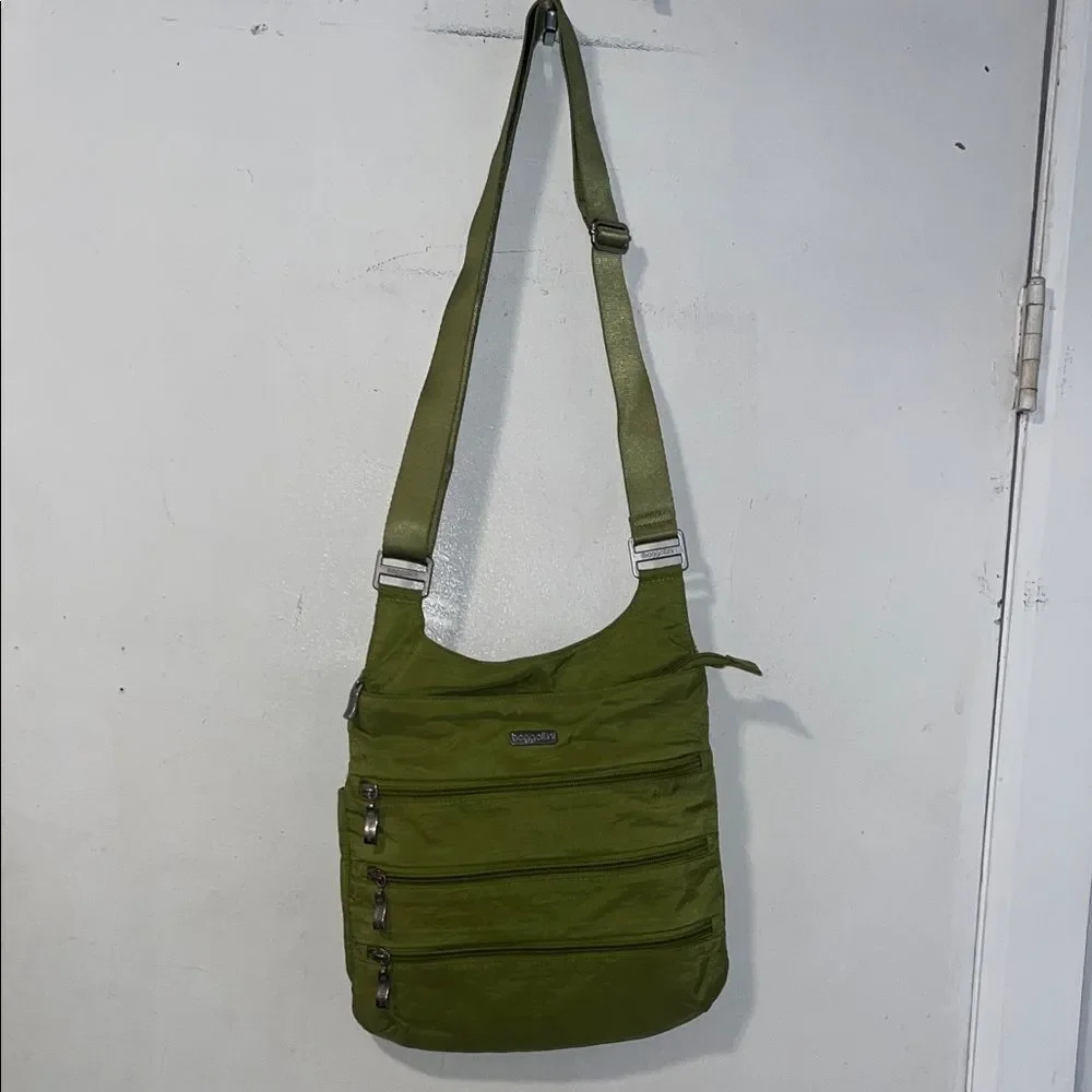 BAGGALLINI Lime Green Big Zipper Crossbody Purse